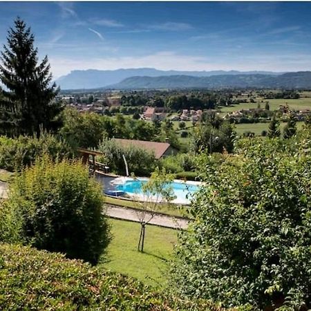 La Villa Jo Le Grand-Lemps Exterior photo